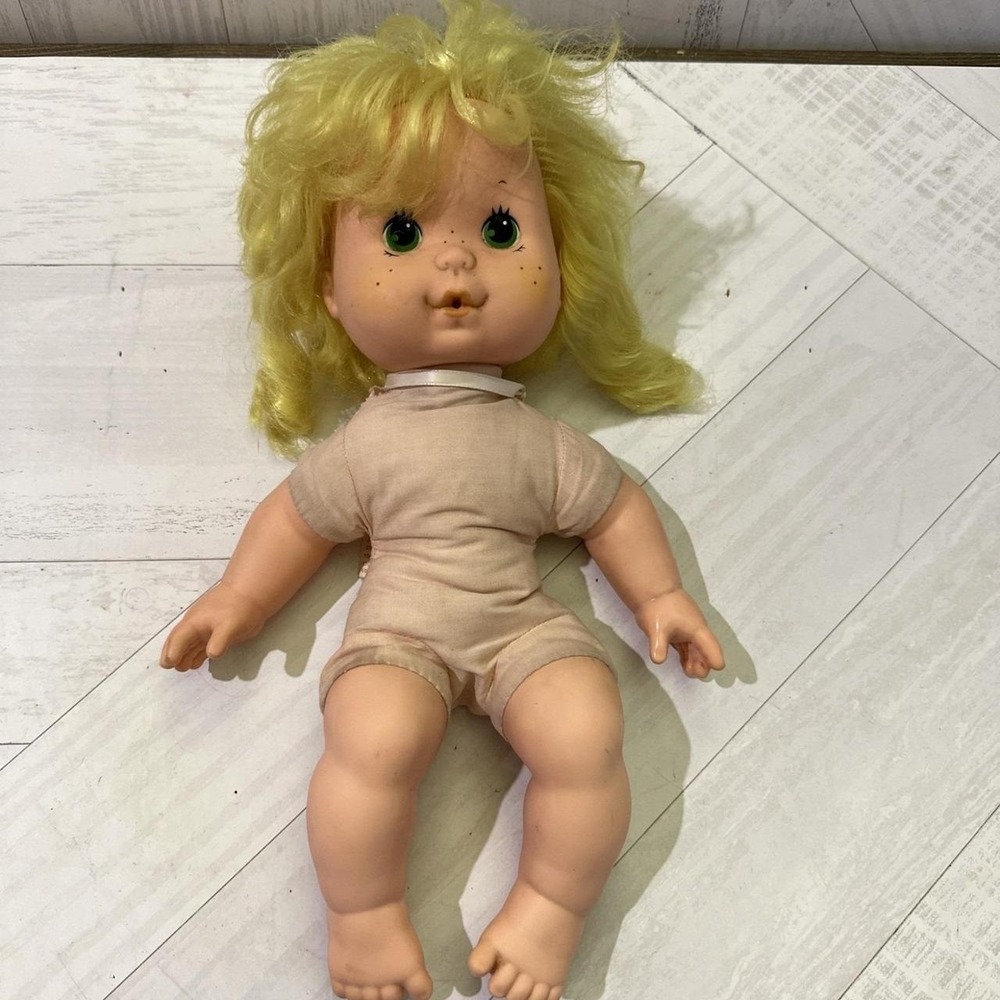 Vintage Kenner Strawberry Shortcake Blow Kiss Baby Lemon Meringue